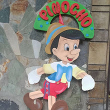 Cargar imagen en el visor de la galería, Figuras en Icopor