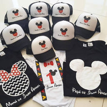 Cargar imagen en el visor de la galería, Camisetas y mamelucos personalizados