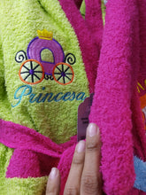 Cargar imagen en el visor de la galería, Batas de baño personalizadas