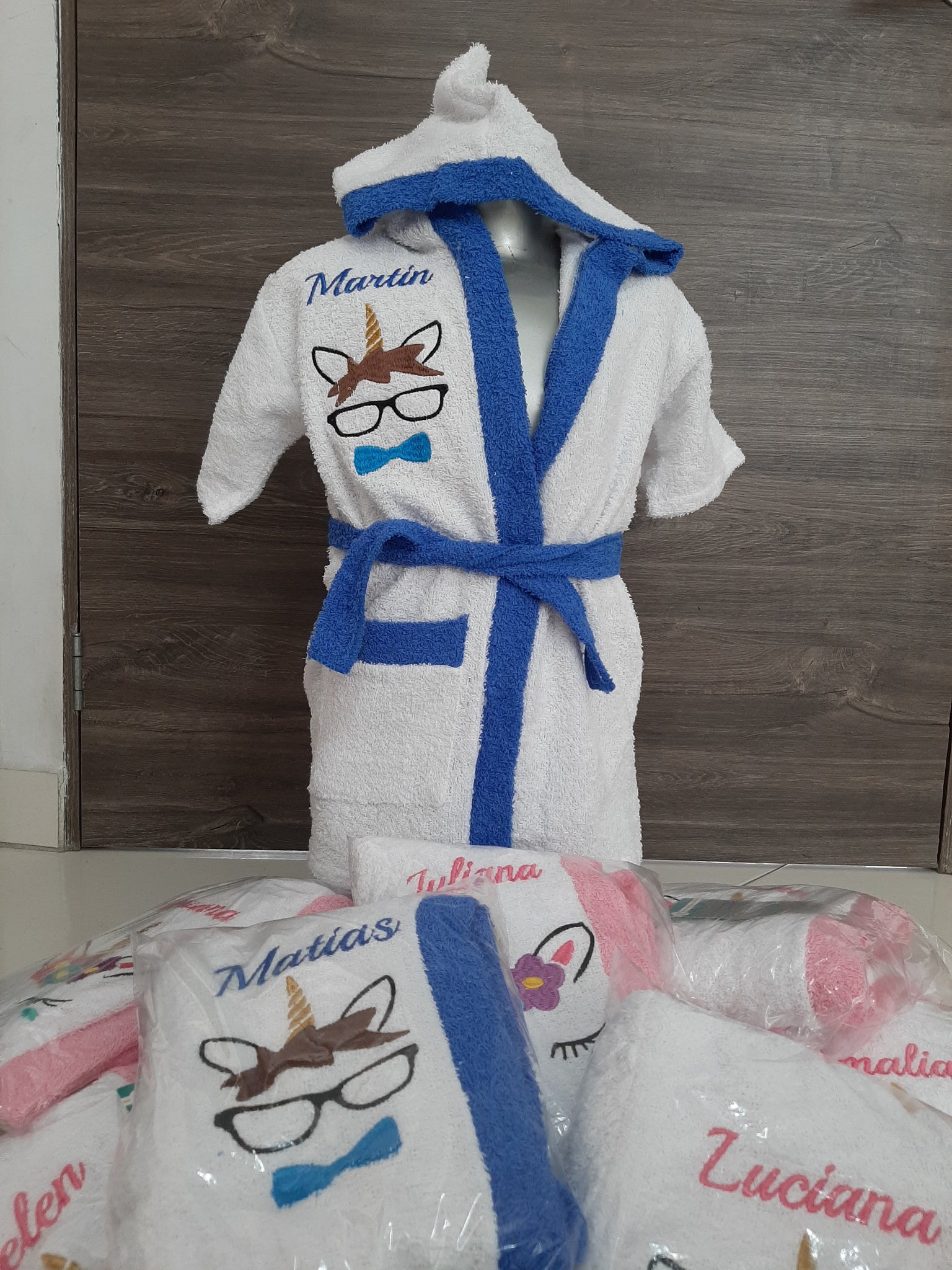 Batas de ba o personalizadas Malu Personalizados