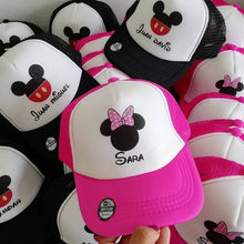 Cargar imagen en el visor de la galería, Gorras personalizadas
