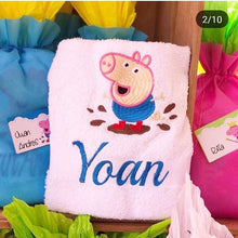 Cargar imagen en el visor de la galería, Toallas bordadas personalizadas
