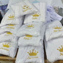 Cargar imagen en el visor de la galería, Toallas bordadas personalizadas
