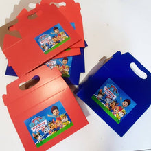 Cargar imagen en el visor de la galería, Cajas para dulces personalizadas

