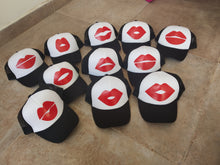 Cargar imagen en el visor de la galería, Gorras personalizadas
