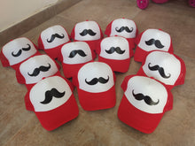 Cargar imagen en el visor de la galería, Gorras personalizadas
